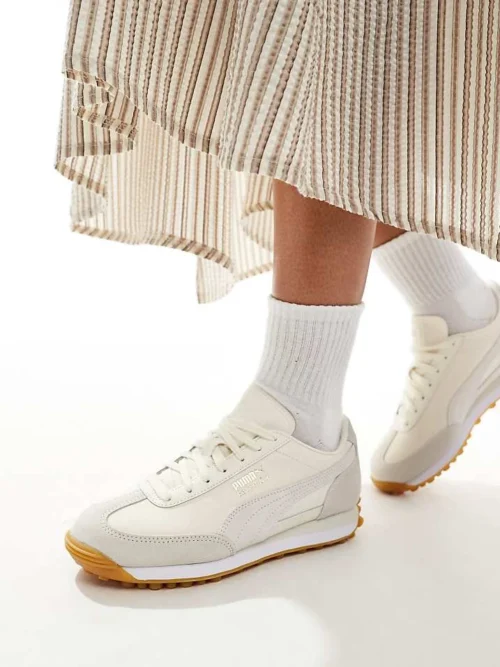 Puma Easy Rider Mix Trainers In Beige For Unisex