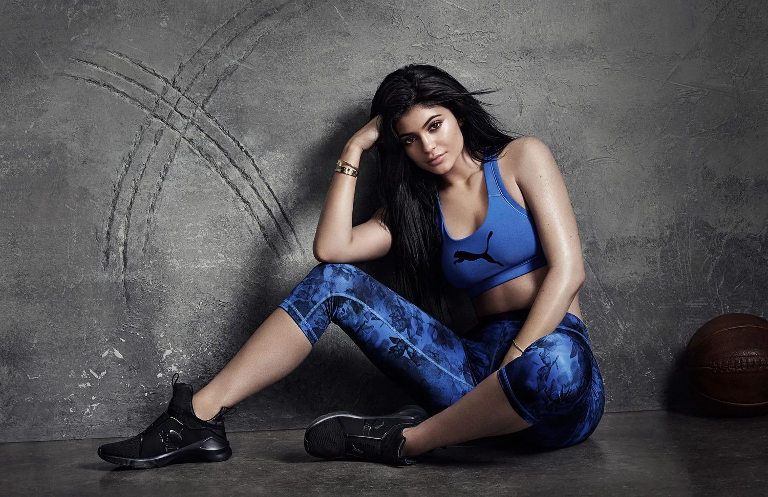 Why Sneakers and Activewear Dominate Modern Fashion -Dylan Sport Shop fashion 2016 03 kylie jenner pum